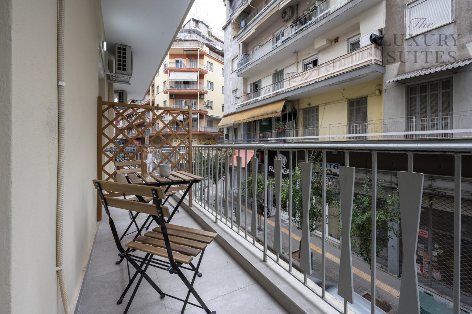 Mavili, The Luxury Suites 塞萨洛尼基 外观 照片